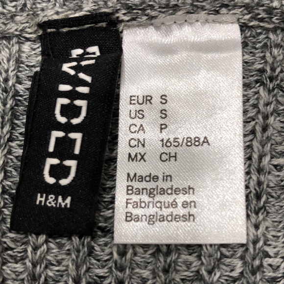 Basic Gray Sweater - Picture 6 of 6